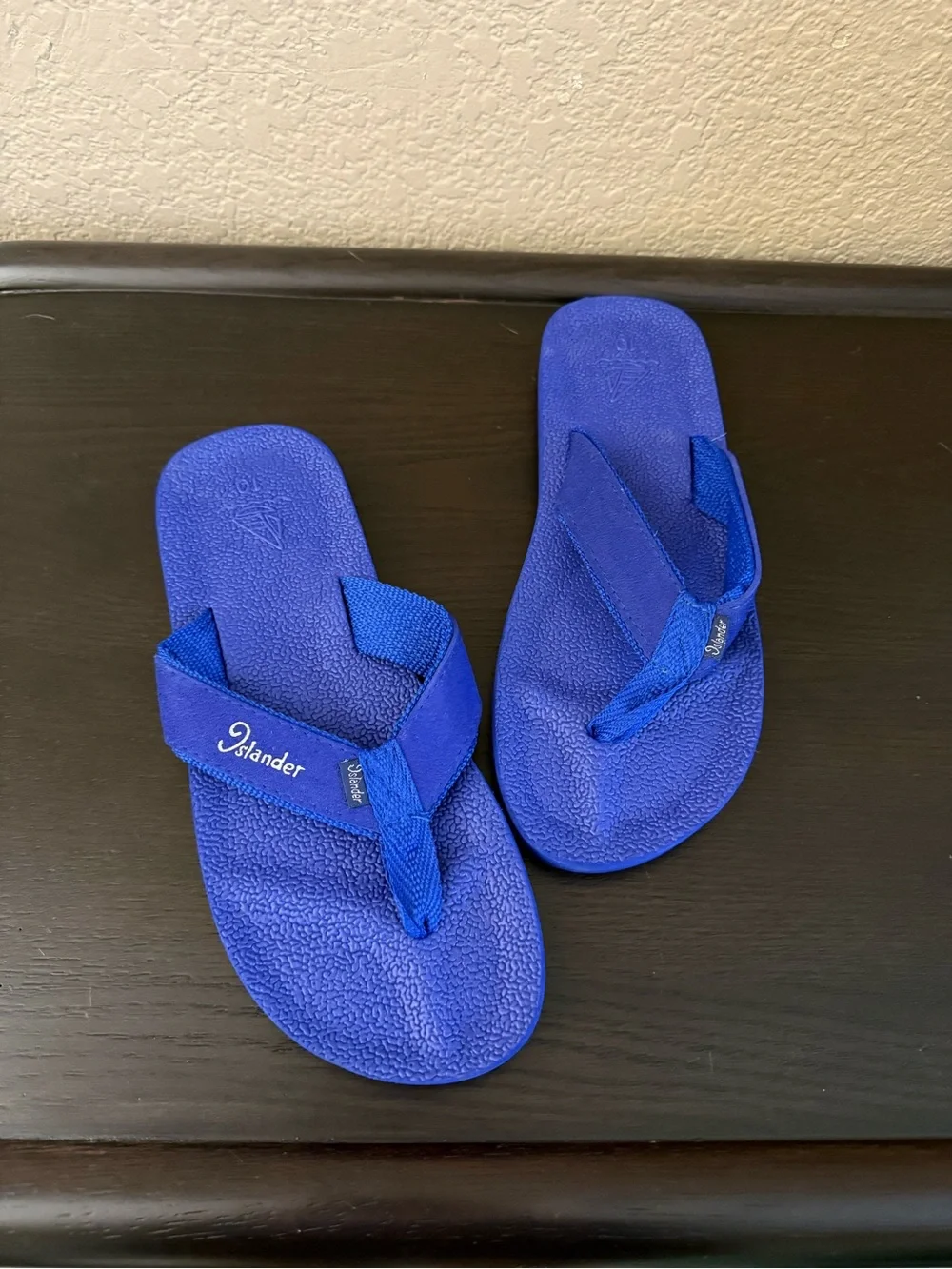 NEW Islander Elite Series Flip Flops Blue Size 10 Men Women Beach Sandals
